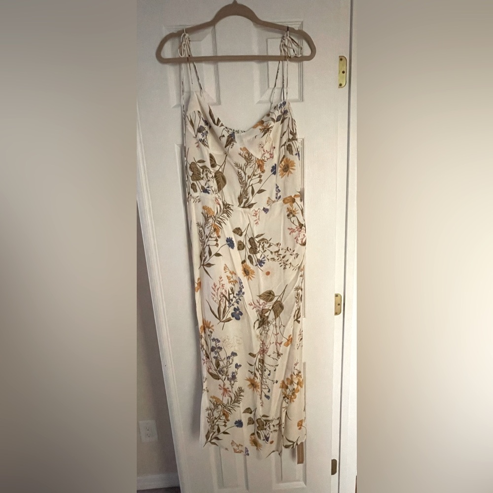 Reformation floral dress - Picture 5 of 9